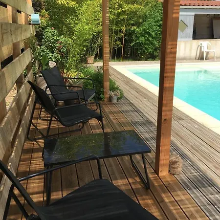 Soleil Lotus * Saint-Hilaire-de-Brethmas